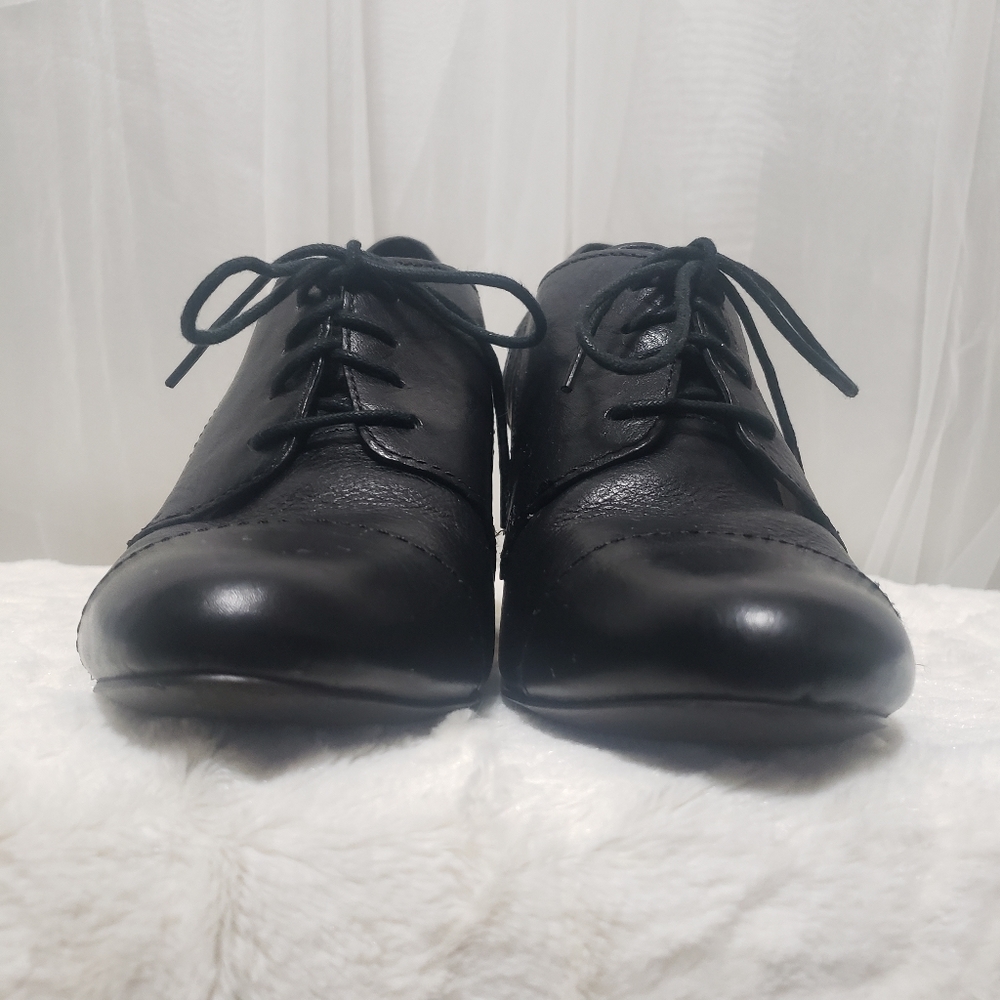 Fossil Black Leather Heeled Booties Sz 8 - Picture 7 of 16